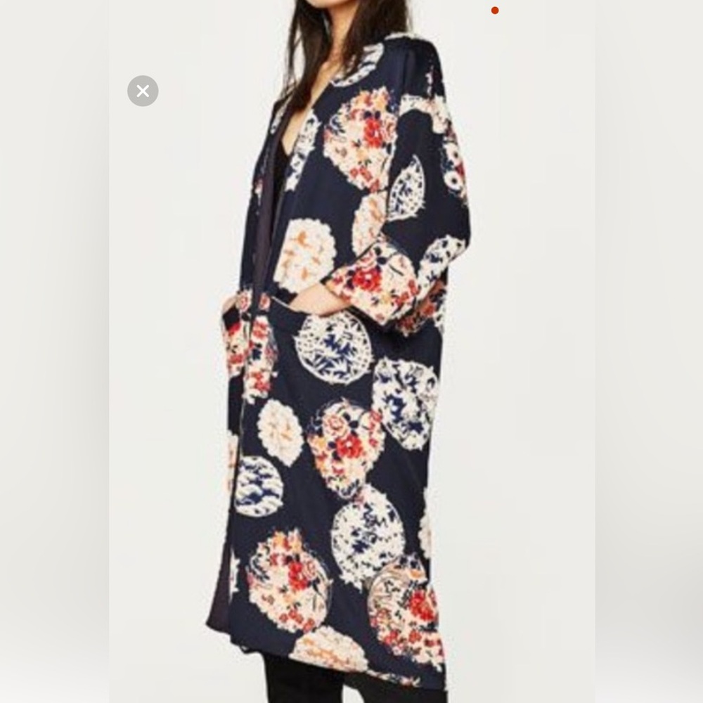 Zara Black Floral Kimono/Duster.  Size M